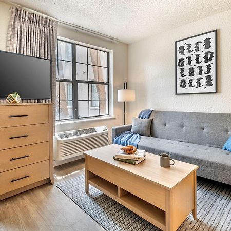 Intown Suites Extended Stay Greensboro Nc - Airport Exteriör bild