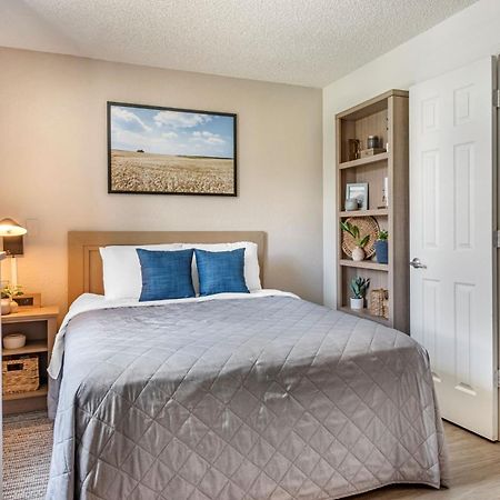 Intown Suites Extended Stay Greensboro Nc - Airport Exteriör bild