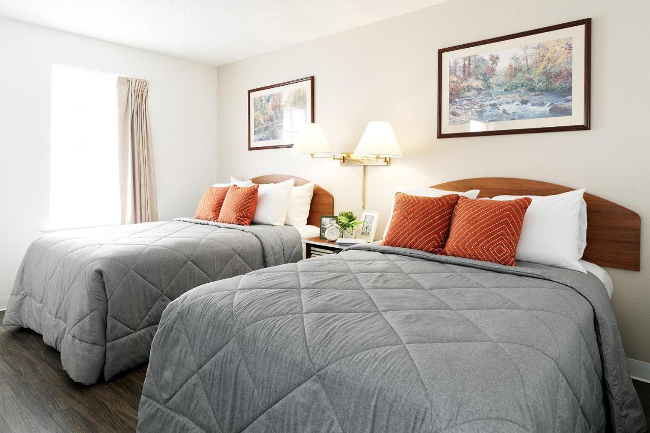 Intown Suites Extended Stay Greensboro Nc - Airport Exteriör bild