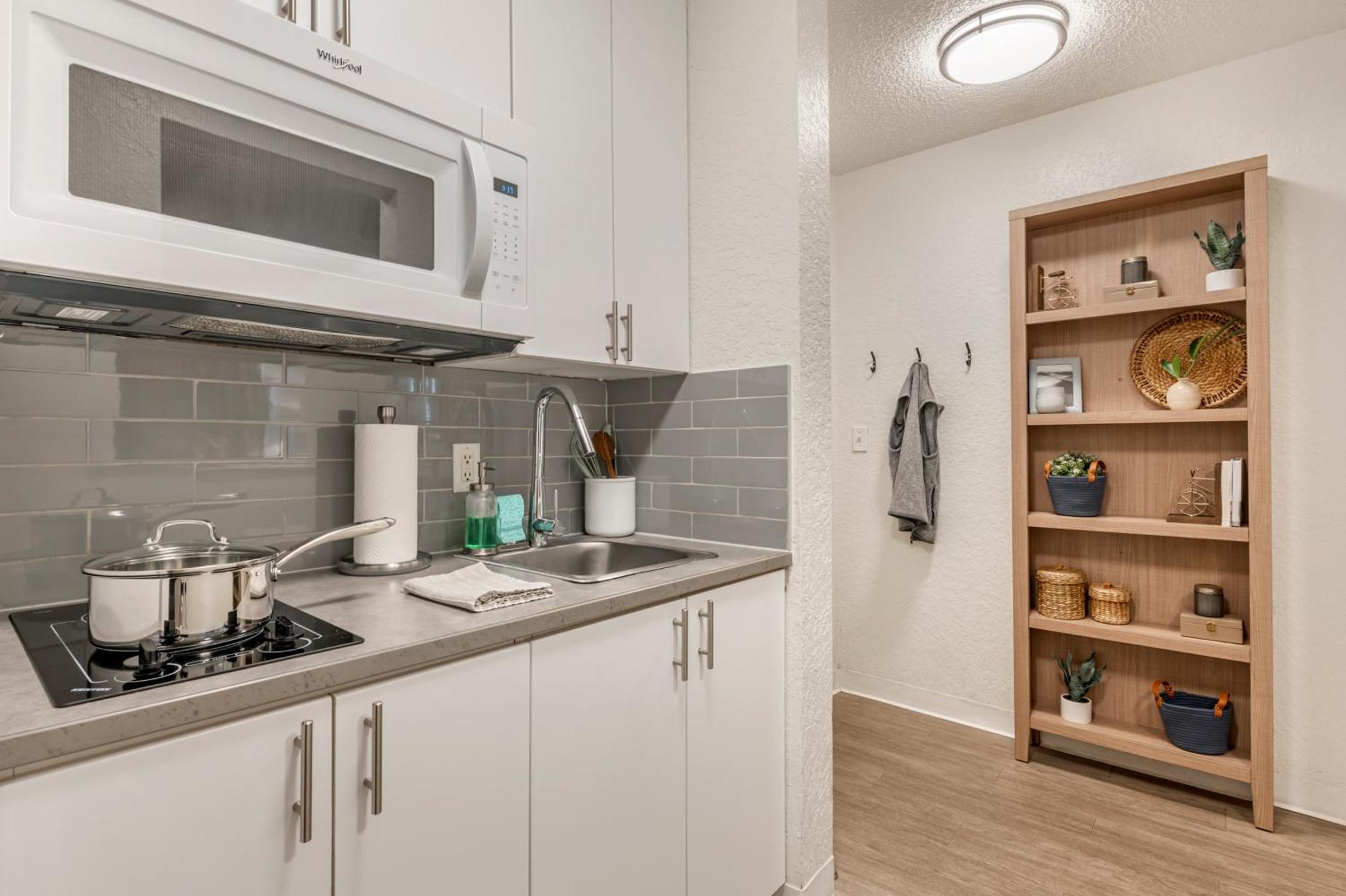 Intown Suites Extended Stay Greensboro Nc - Airport Exteriör bild