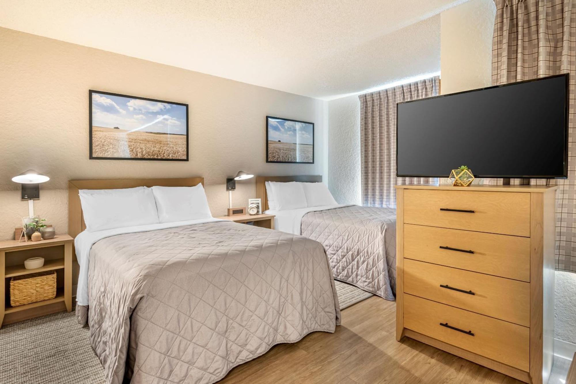 Intown Suites Extended Stay Greensboro Nc - Airport Exteriör bild