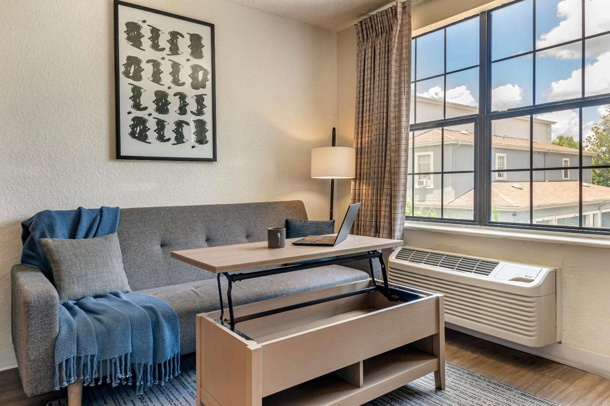 Intown Suites Extended Stay Greensboro Nc - Airport Exteriör bild